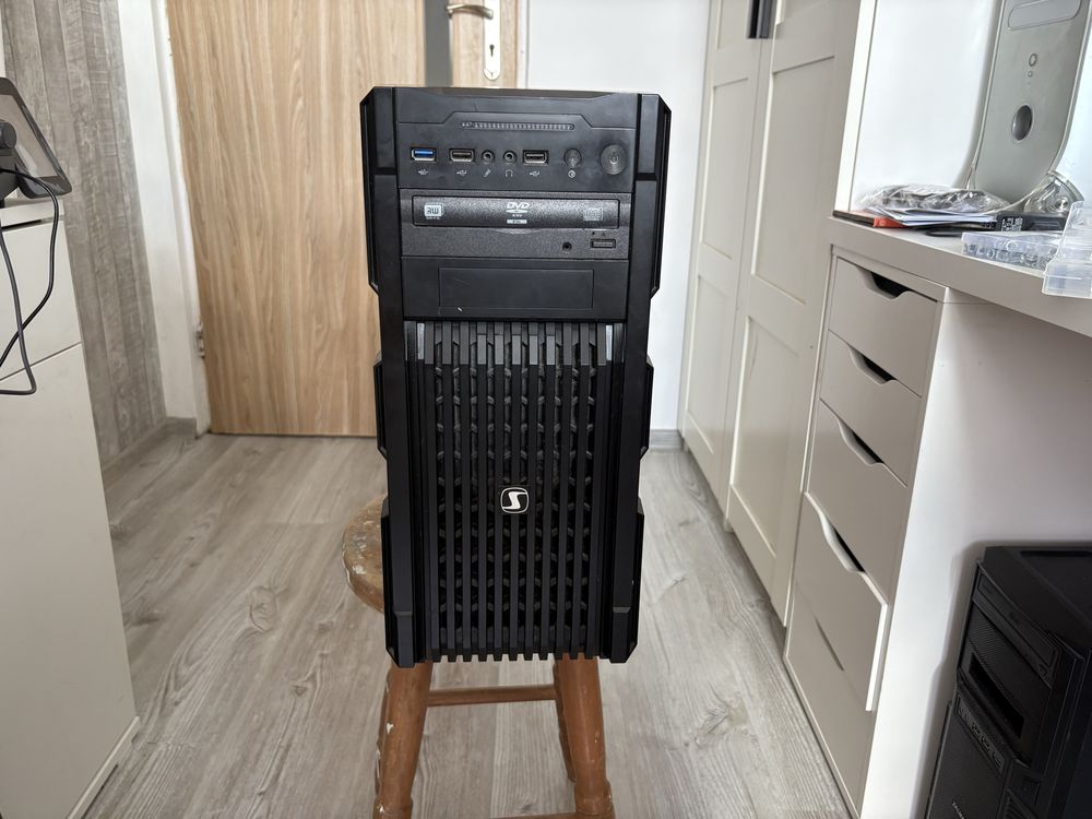 Komputer gamingów z RX480 i 16gb ram