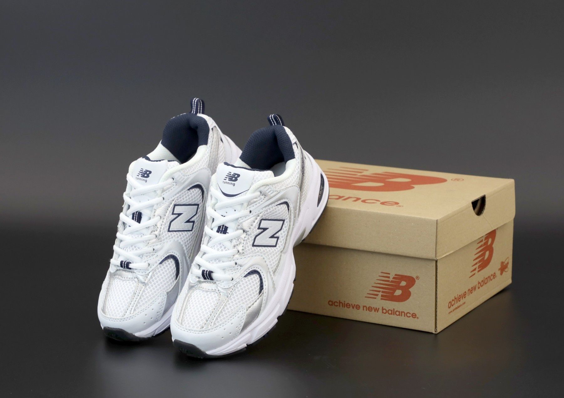 Женские кросовки New Balance 530 модель Жіночі кросівки New Balance 53