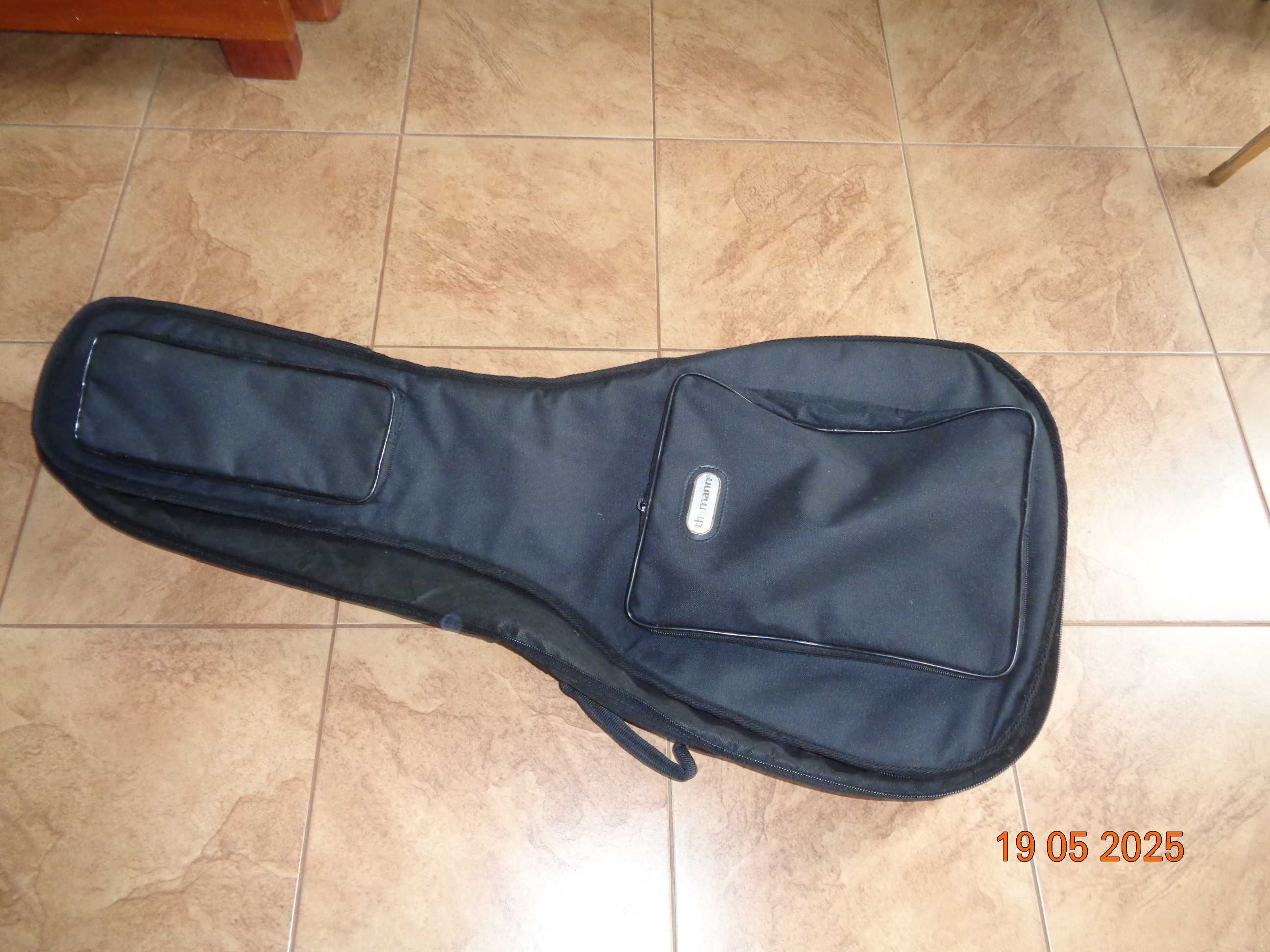 pokrowiec na gitarę