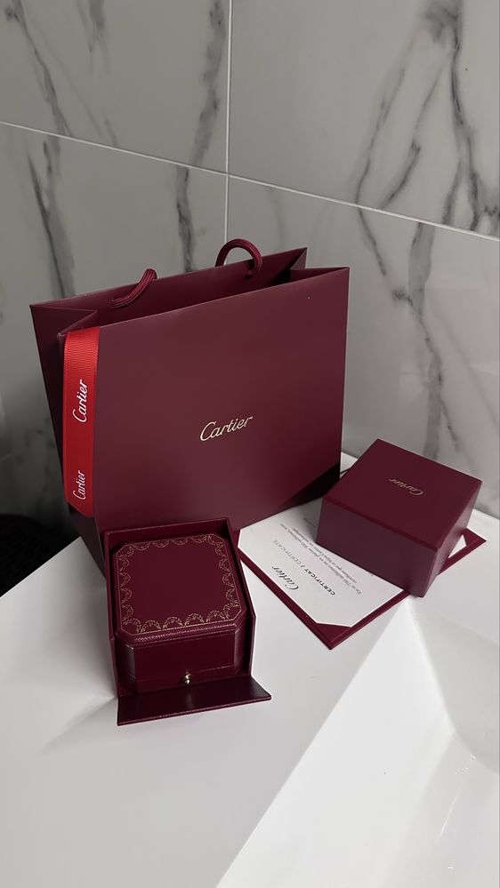 Продаю набір від Кольца Cartier