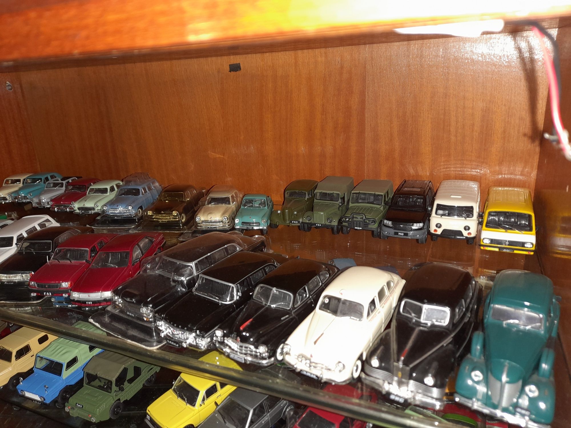 Коллекция моделек советских автомобилей СССР производство Диагостин