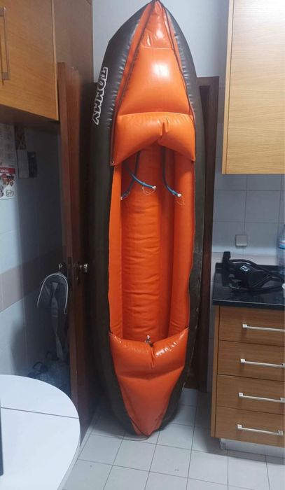 Barco inflavel sem remos