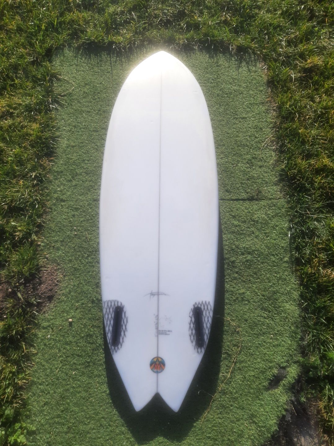 Performance Twin Fin 5'11" ~ 31L