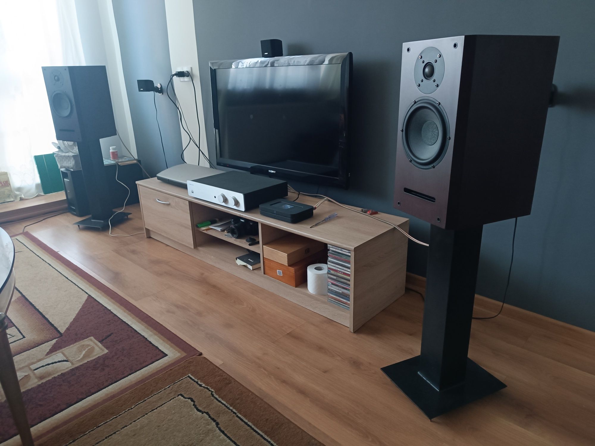 Kolumny Usher V-601