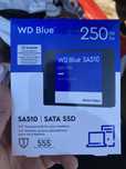 Продам Новый жосткий диск SSD WD Blue SA510  на 250 гб. Запечатаный