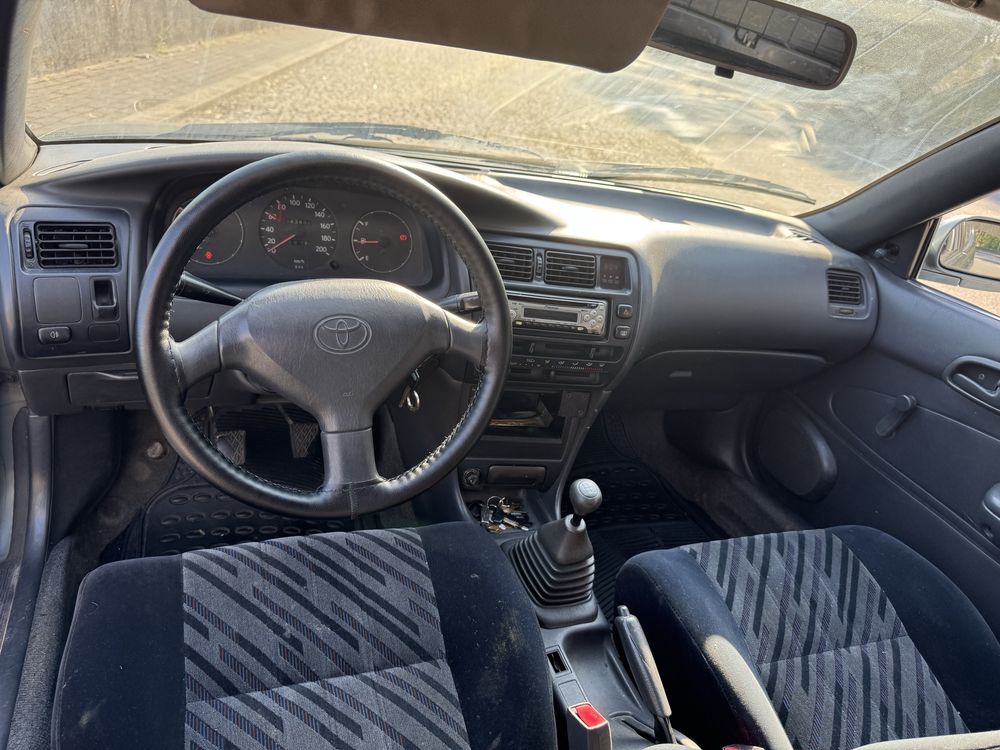 Toyota Corolla 2.0 D Gasóleo/Comercial