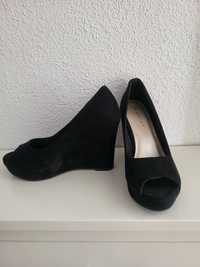 Czarne koturny/ sandały