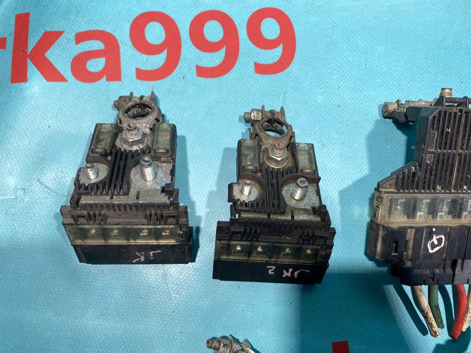 Коема плюс Qashqai j10 запобіжники плюсової клеми Кашкай