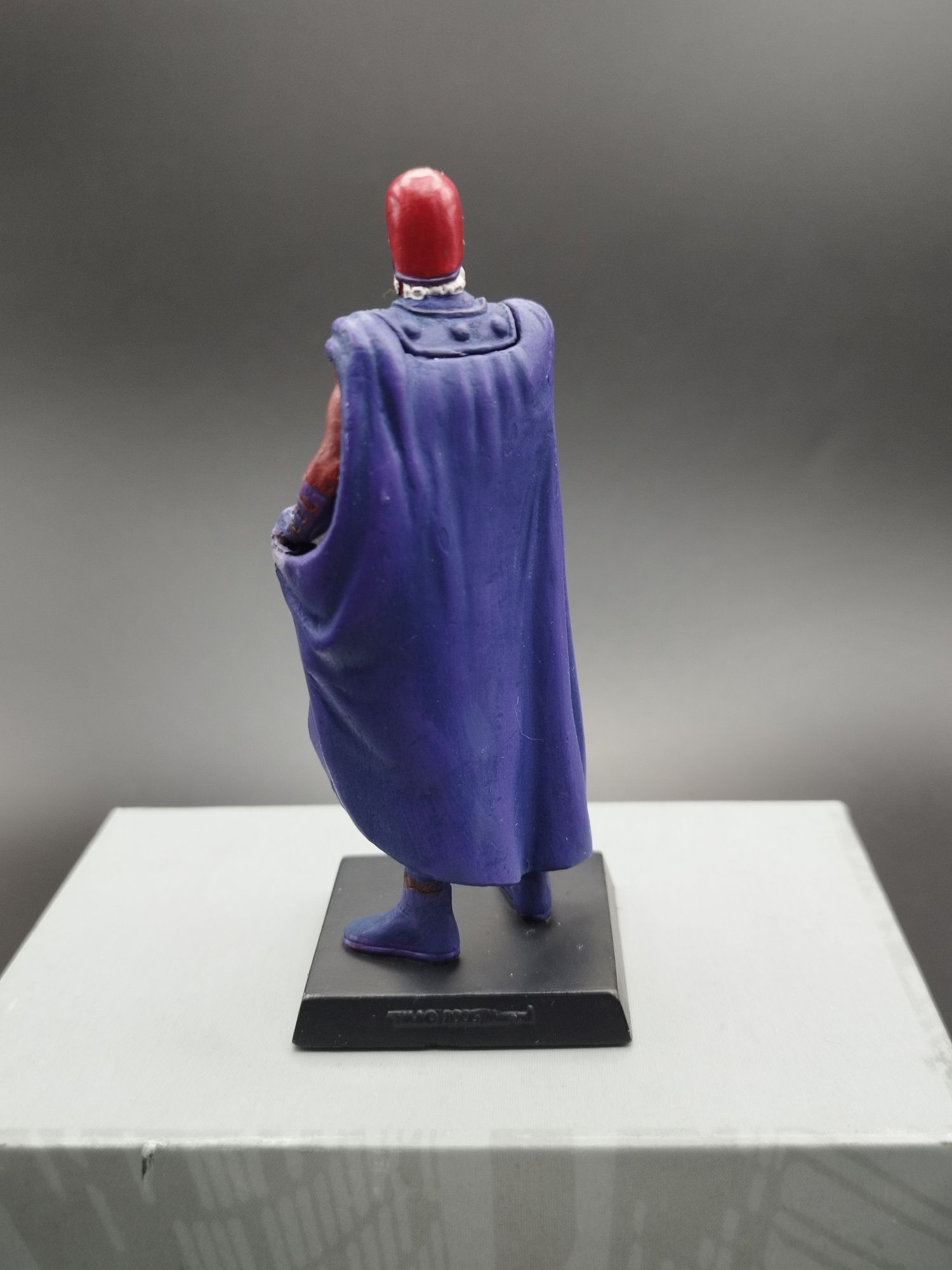 Figurka Marvel klasyczna Magneto #05 ok 8 cm ciężka ołowiana