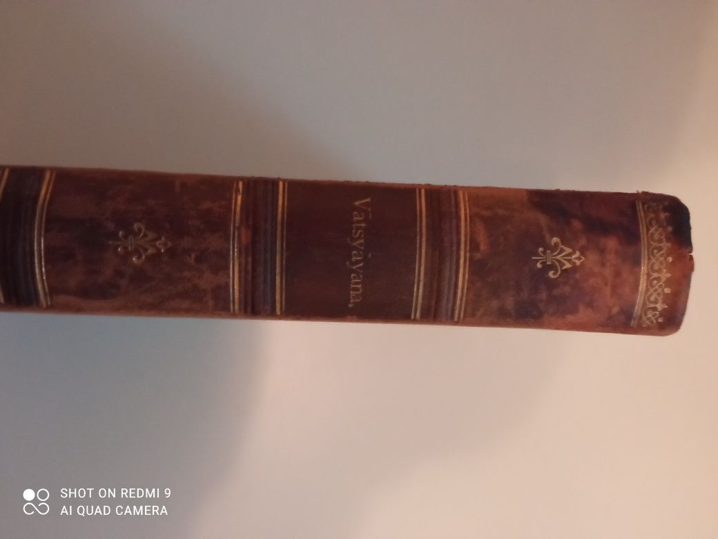 Старинная книга ,,Камасутра,, на немецком языке.