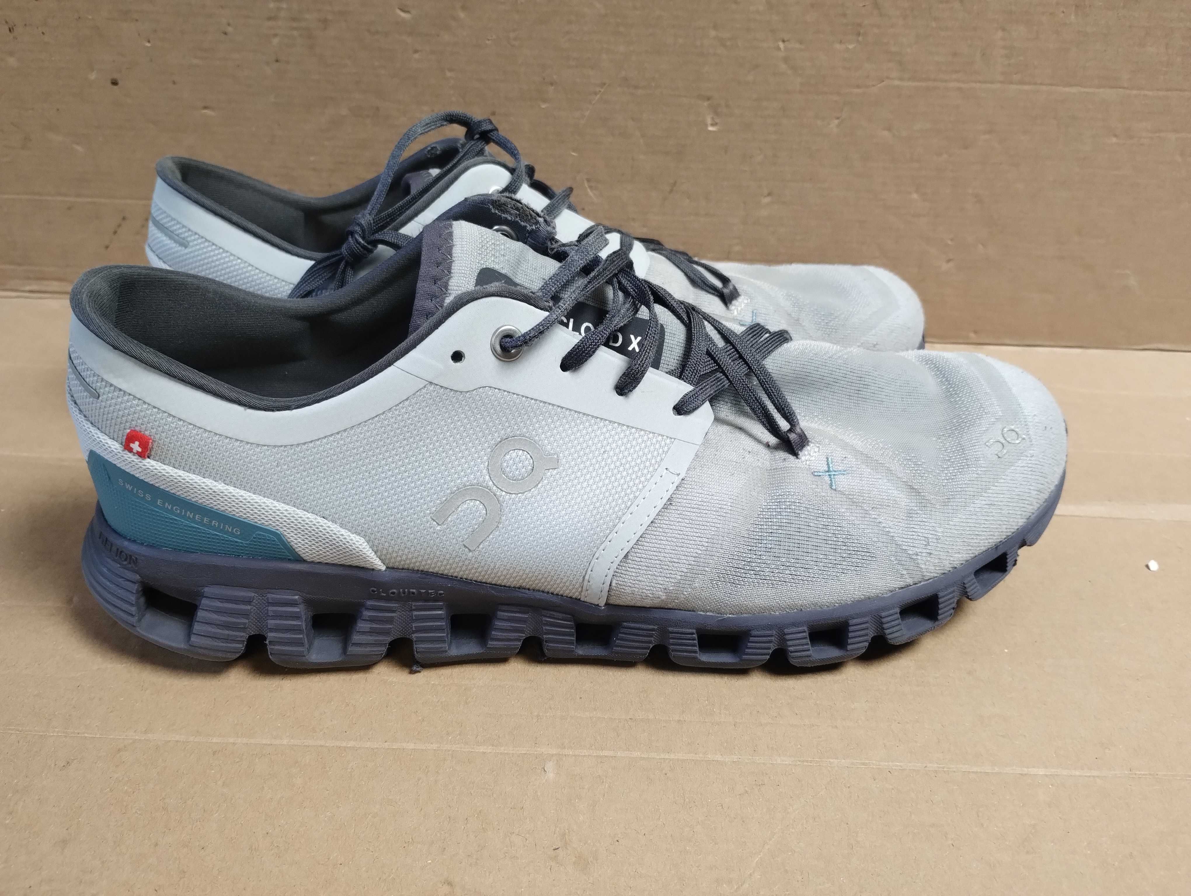 Buty do biegania sneakersy ON Running Cloud X roz 46