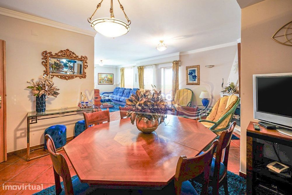 Apartamento T4 em Salvaterra de Magos (S536)