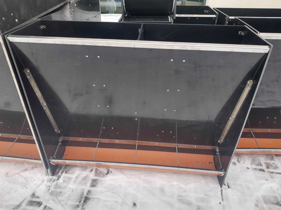 DUŻY karmnik z tworzywa sztucznego -automat paszowy obsada 36 świń