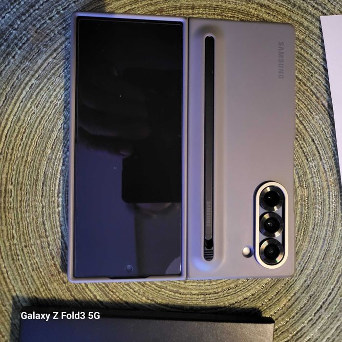 Samsung Galaxy Z Fold 6