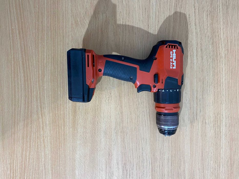 Wiertarko wkrętarka wielogłowicowa HILTI SFE 2-A12 Aku B12 4.0Ah