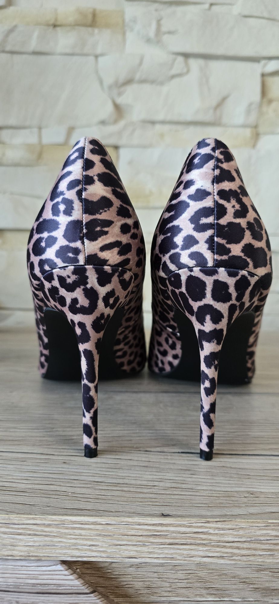 Nowe Efektowne Szpilki Na Wysokim Obcasie W Kolorze Leopard Roz. 45