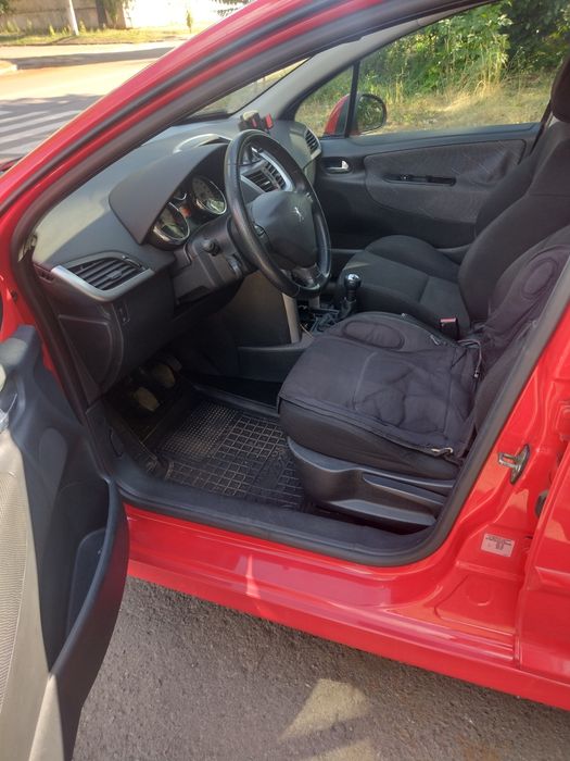 Продам Пежо, обміняю.