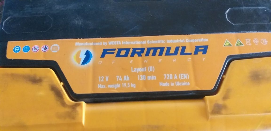 Продам акумулятор 74 Ah