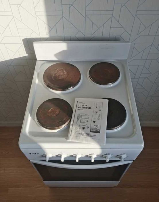 Плита електрична Greta 1470 состояние хорошее