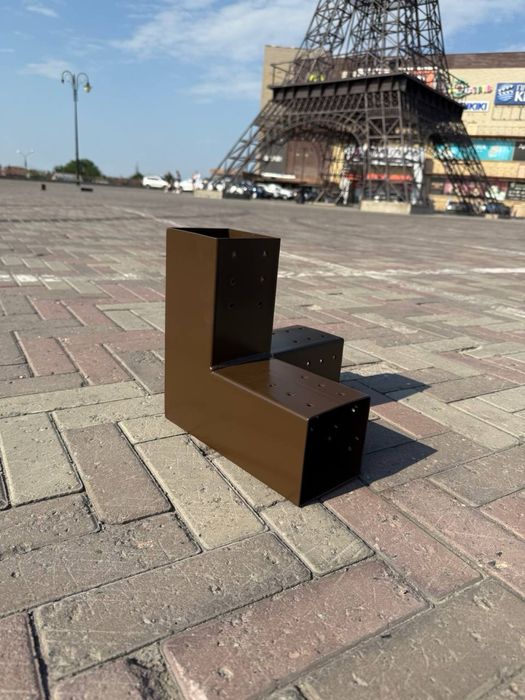 Зʼєднувач кутовий для бруса під кутом 90" градусів