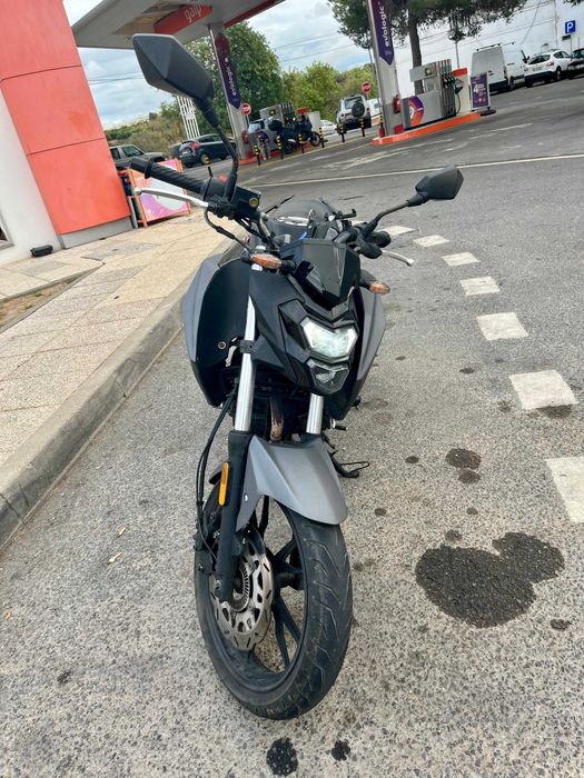 Vendo Mota NH-X 125 de 2023 com 11000km