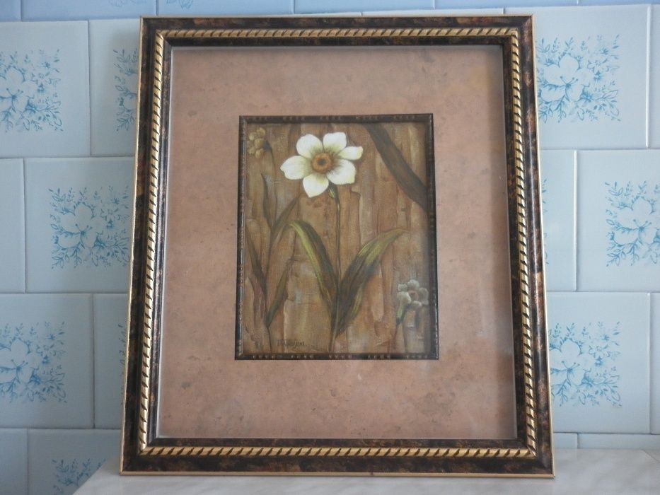 Картина в рамке под стеклом