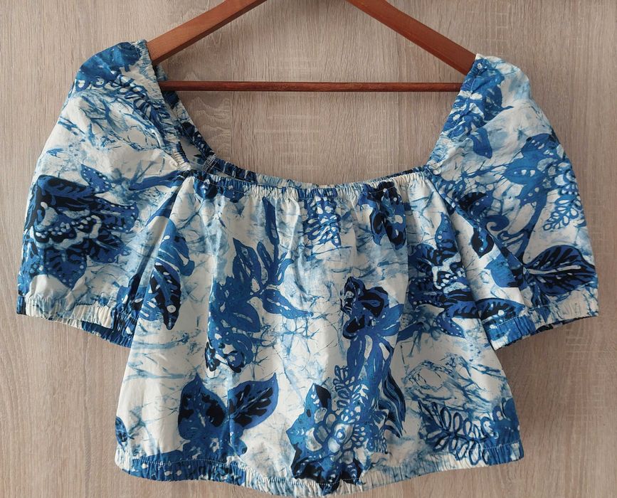 Śliczna bluzka karo kwadratowy dekolt bufki crop top H&M top niebieski