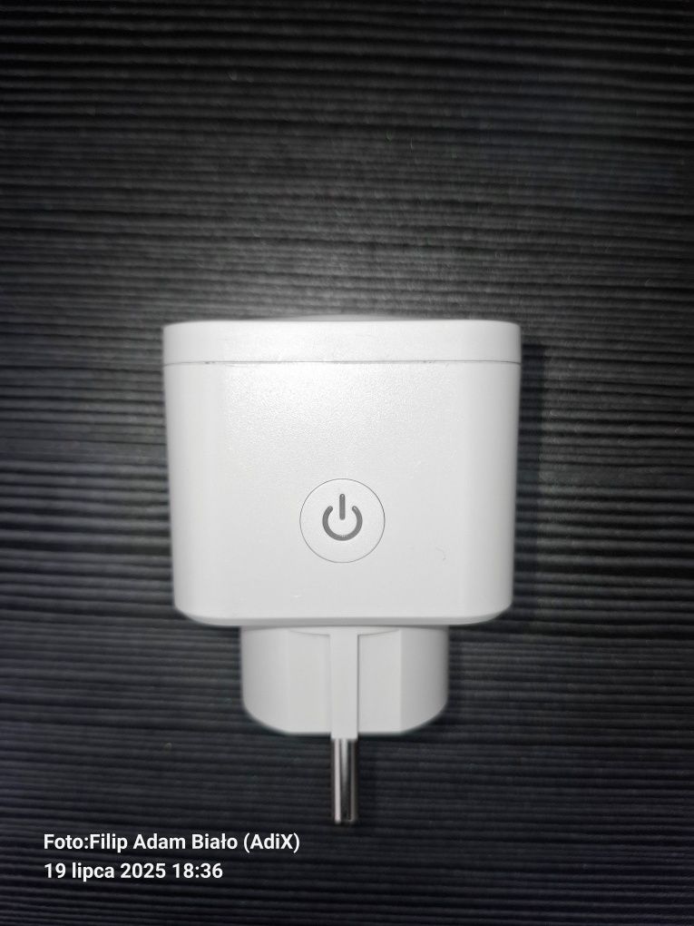 Inteligentne gniazdo W-IFI SMART LIFE - Stan dobry.