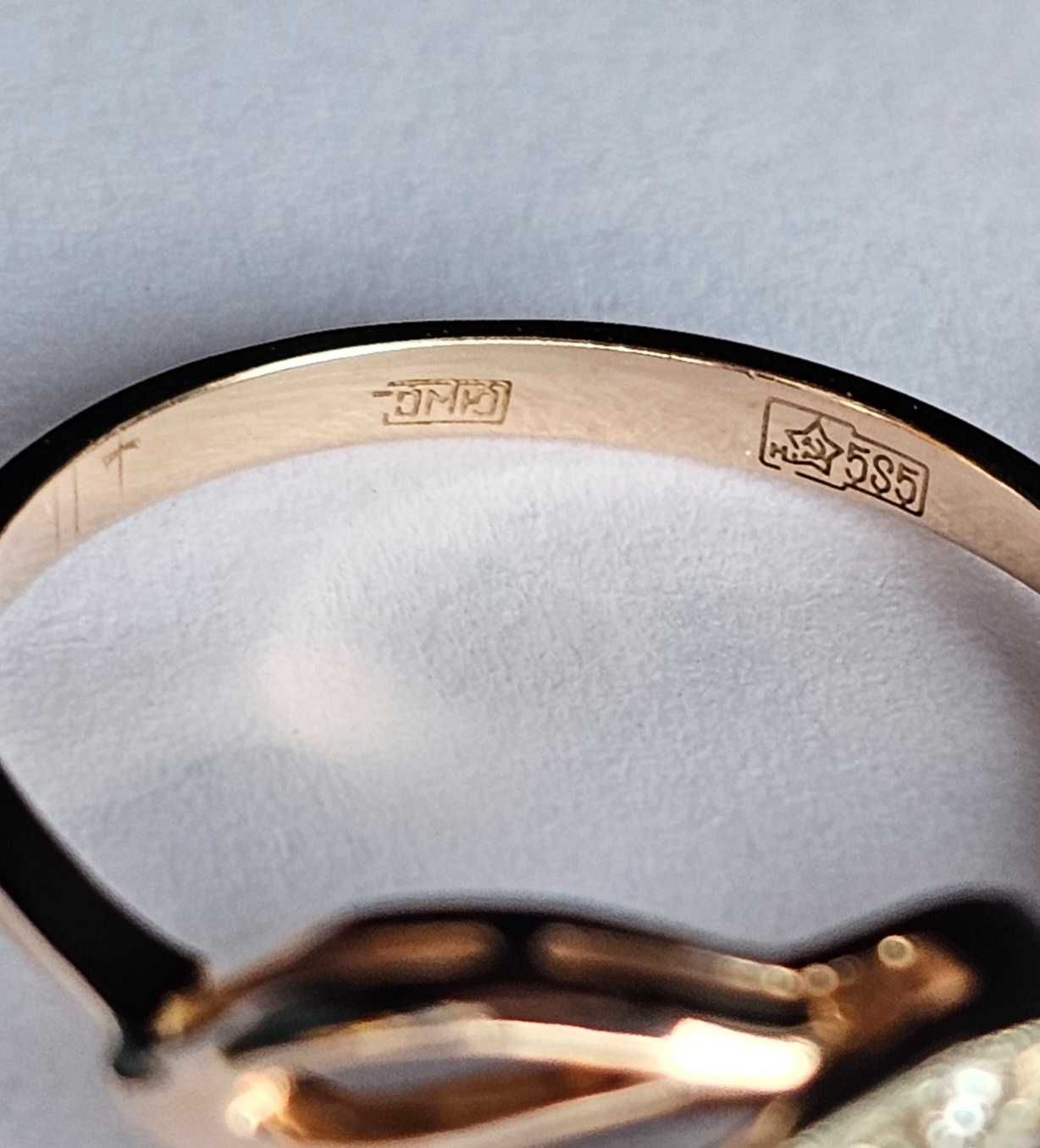 новое  золотое кольцо, перстень, каблучка, часів СССР, 583 проба.