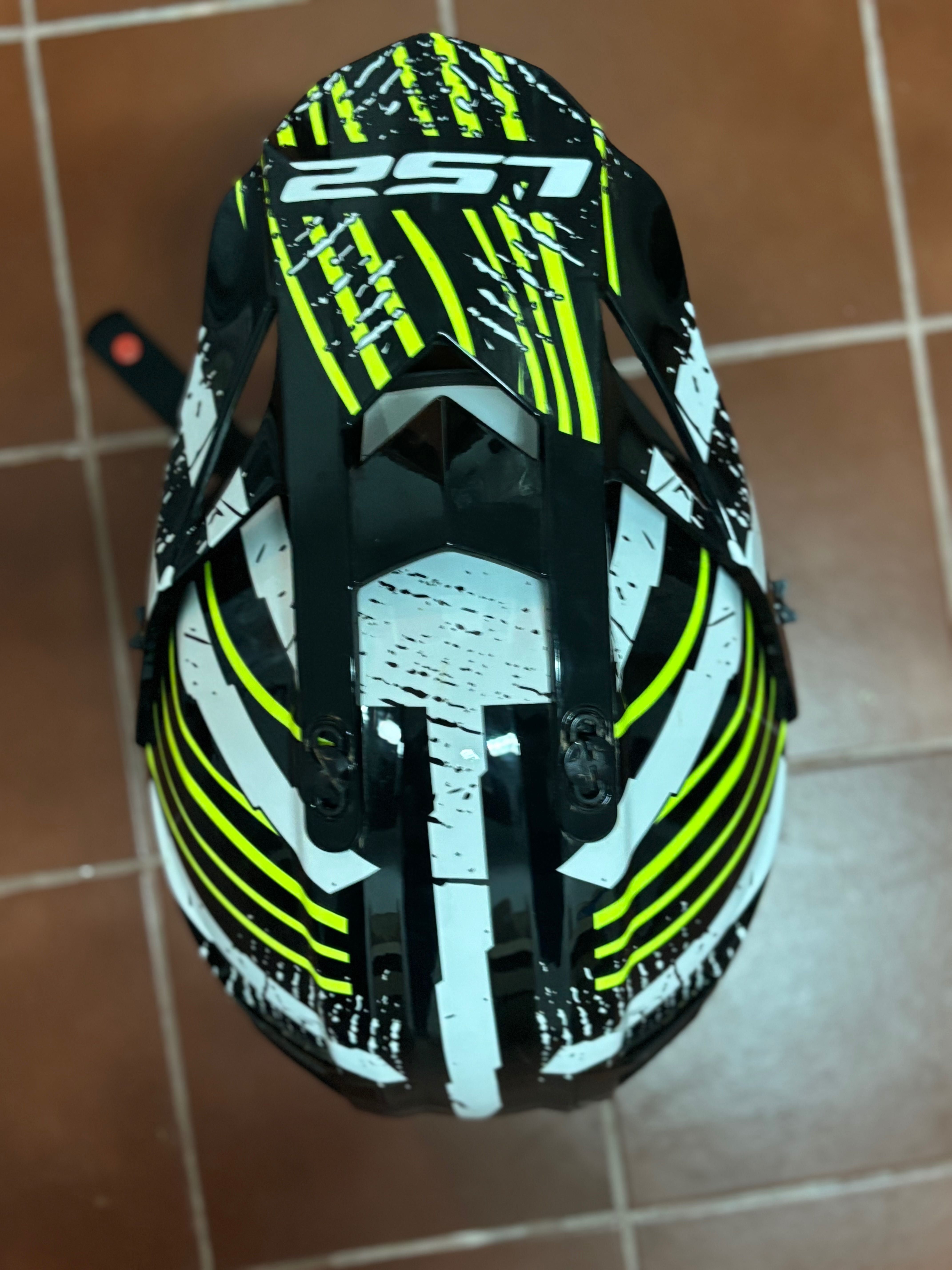 Vendo capacete ls2 usado poucas vezes