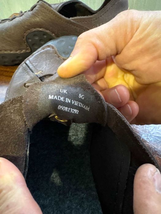 Продам  мокасины Clarcs