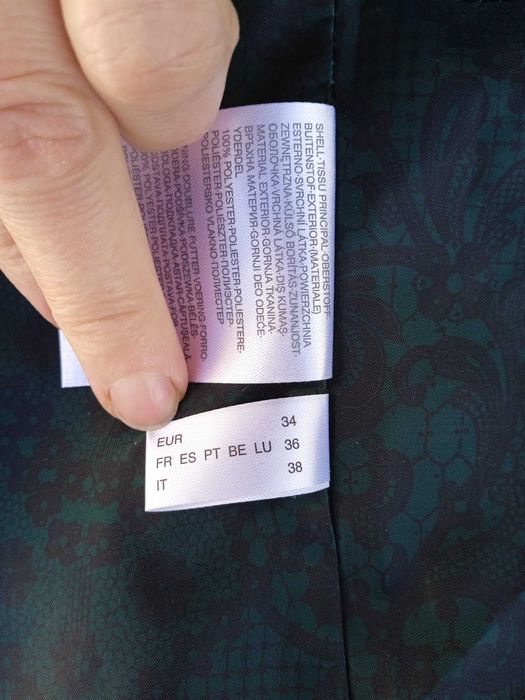 Czarny żakiet damski YOUR SIXTH SENSE C&A r. 34