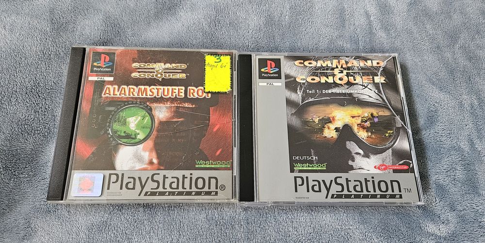 COMMAND CONQUER dwie części na ps1