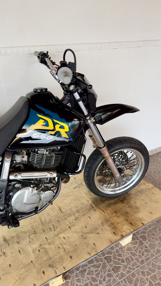 Suzuki dr 650 sm