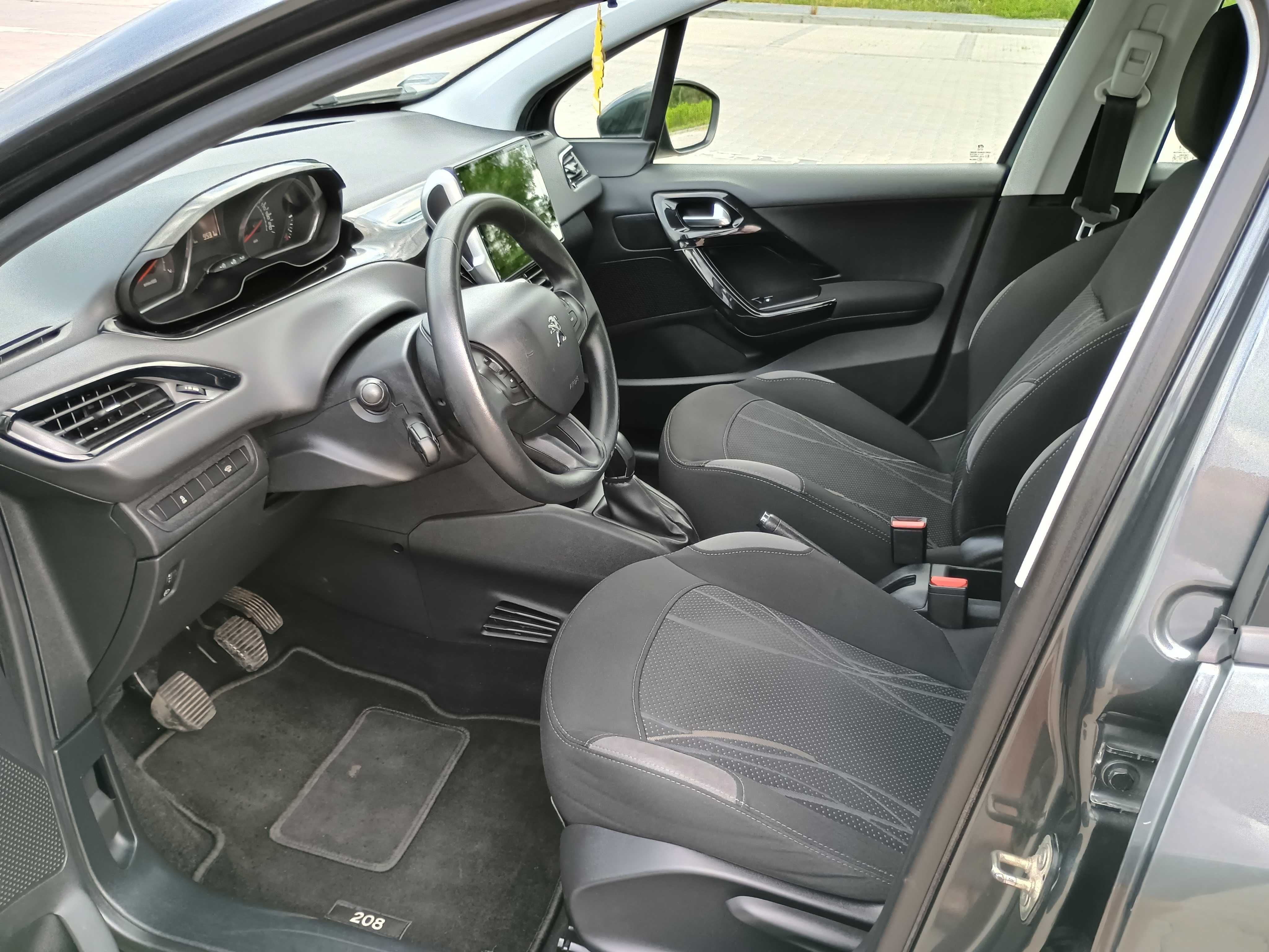 Peugeot 208 1.2 benzyna nowy rozrząd, tablet, salon PL