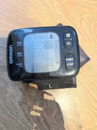 Ciśnieniomierz nadgarstkowy Omron RS7 Bluetooth