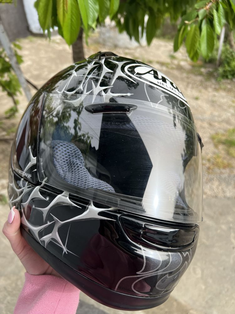 Шлем. Шолом Arai Helmet