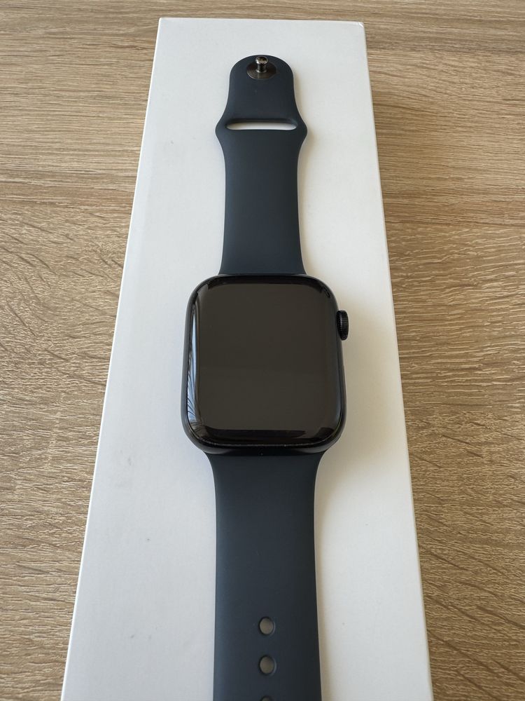 Apple Watch Series 7, 45 мм, Midnight Aluminum Case