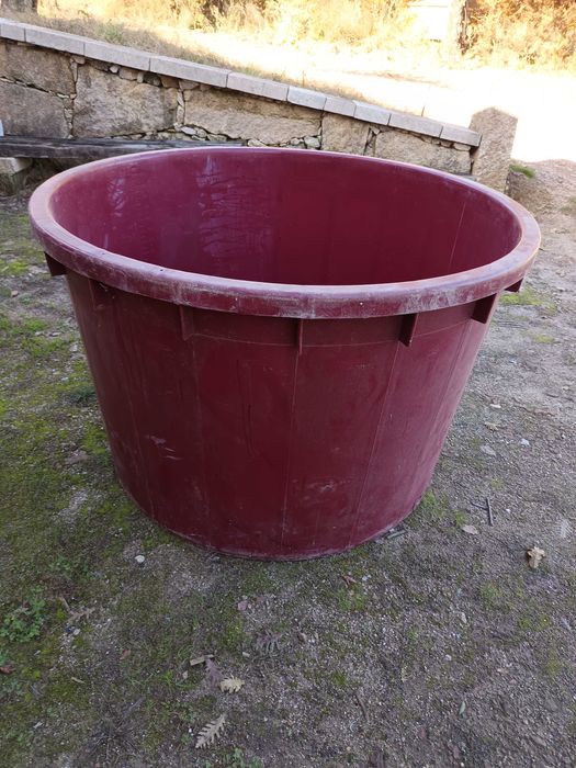 Cuba plástico 1000L para vindima