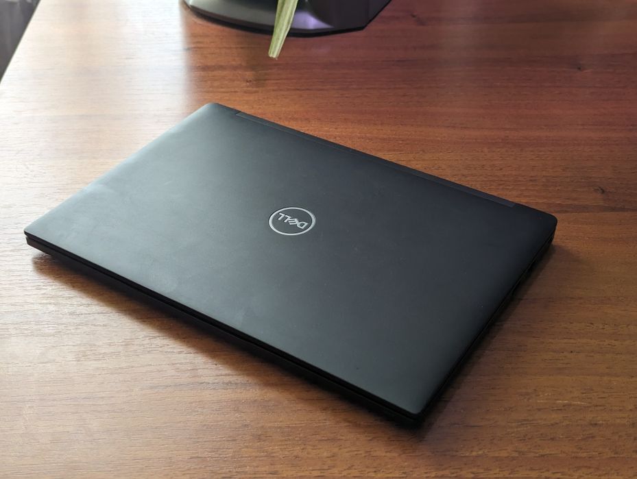 Ноутбук DELL Latitude 7390 13.3" Full HD i5-8250U 16GB 256GB