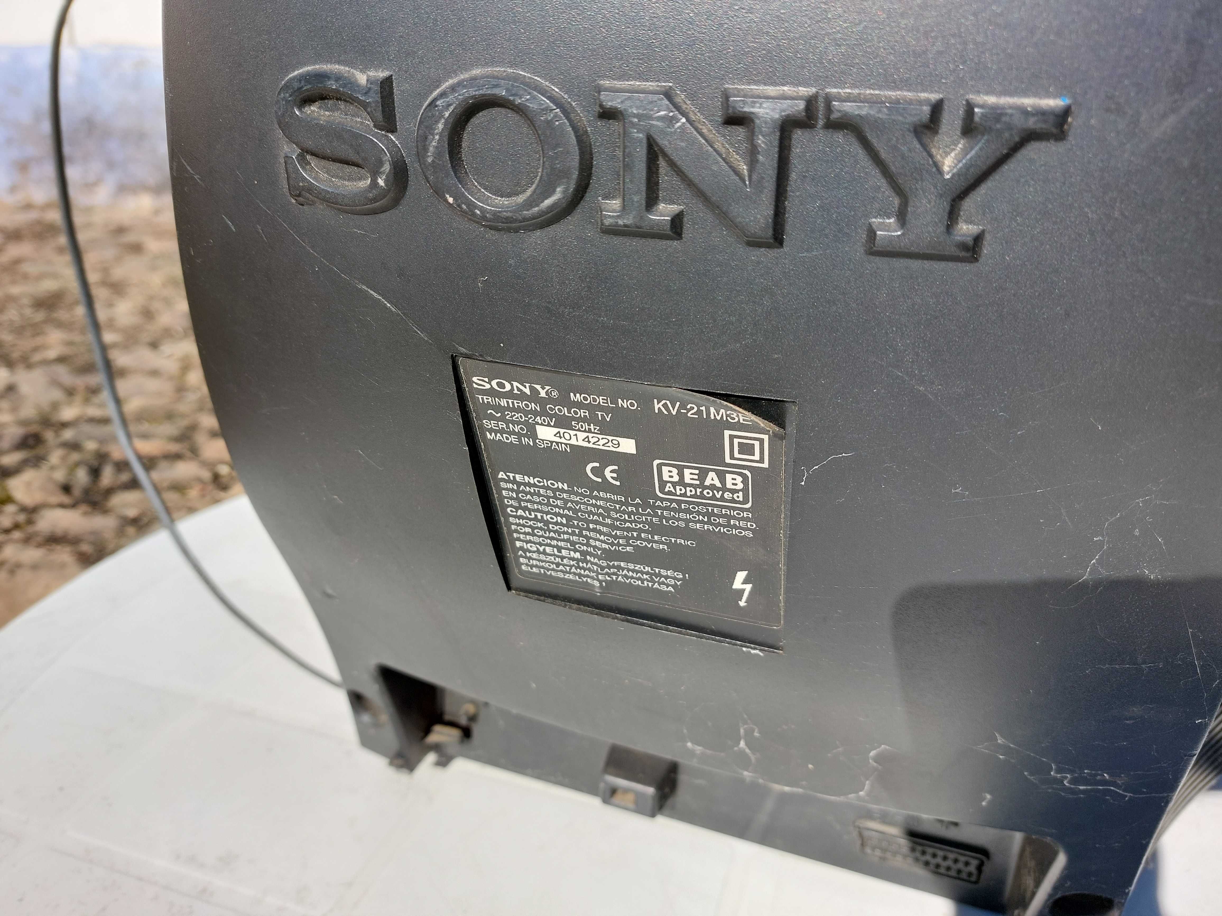 TV Sony Black Trinitron