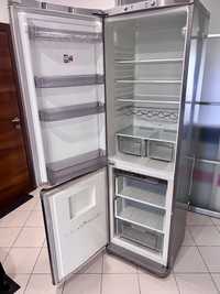 Холодильник Ariston MBA2200X