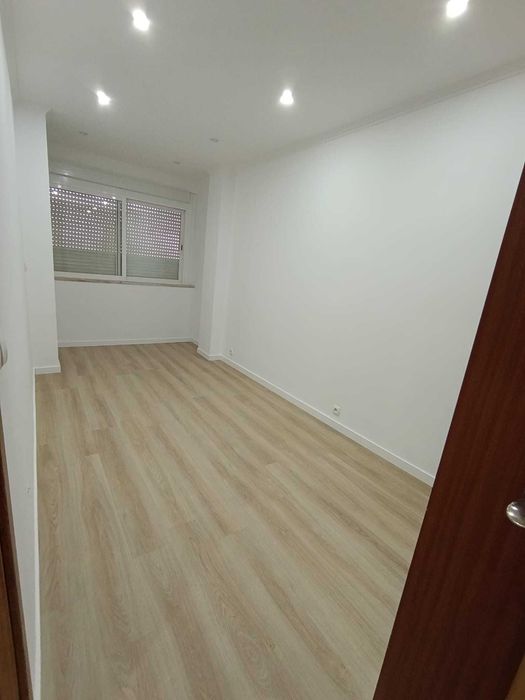 Apartamento T3 - com terraço - NOVO