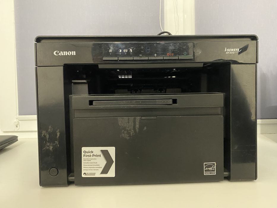 Продам принтер Canon i-sensys MF3010