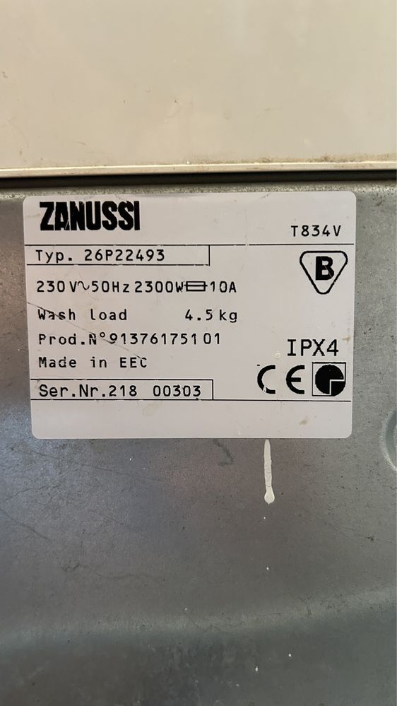 Продаю пральну машинку zanussi t834v