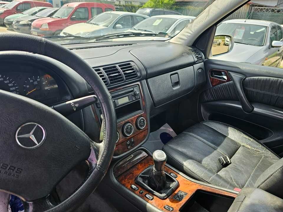 Mercedes ML 270 CDI 2002 rok 2.7 Diesel Opłaty aktualne! 4X4 MANUAL!!