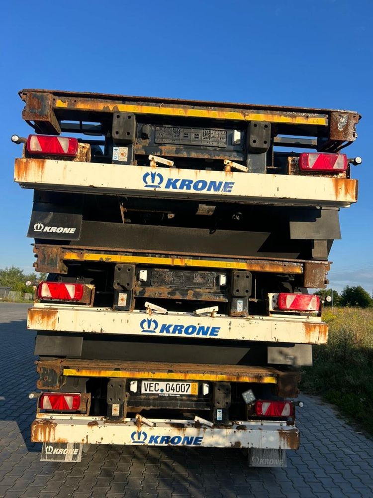 Напівпричіпи Krone під контенер