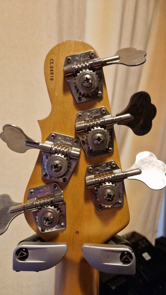 G&L L-1505 made in USA bas 5 str