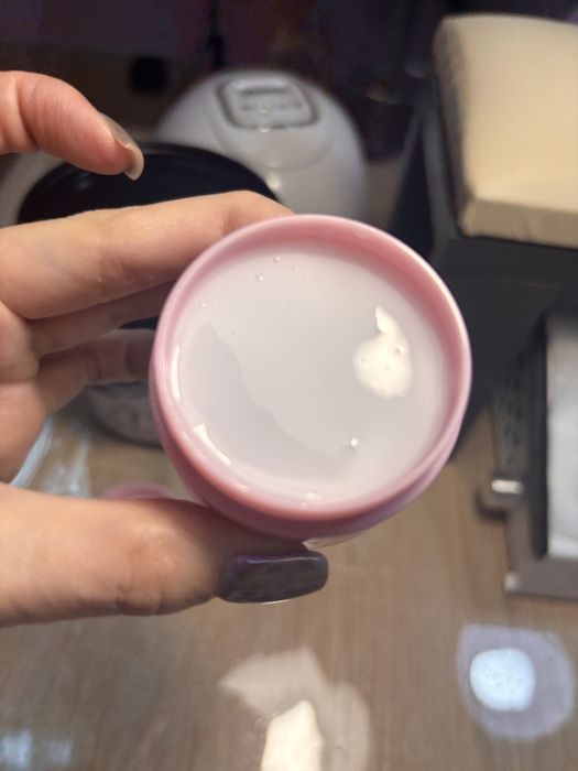 Гель для манікюру молочний