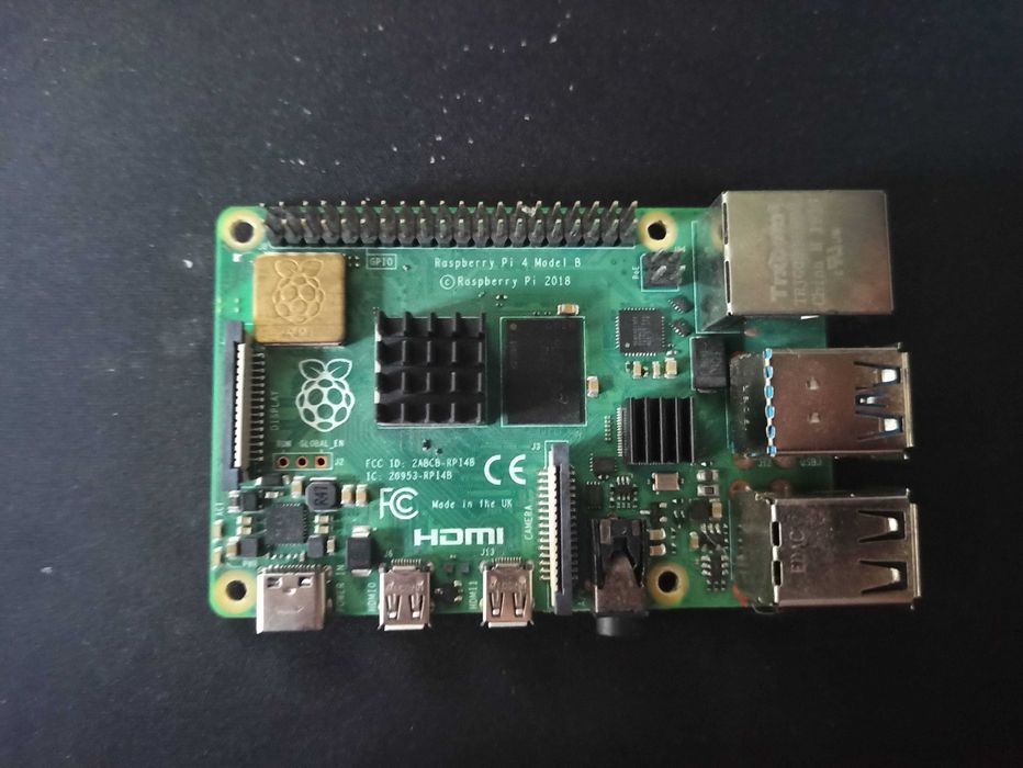 Raspberry Pi Model 4B 2GB RAM